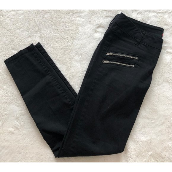 Forever 21 Black Skinny Jeans with Silver Zippers - Picture 8 of 11